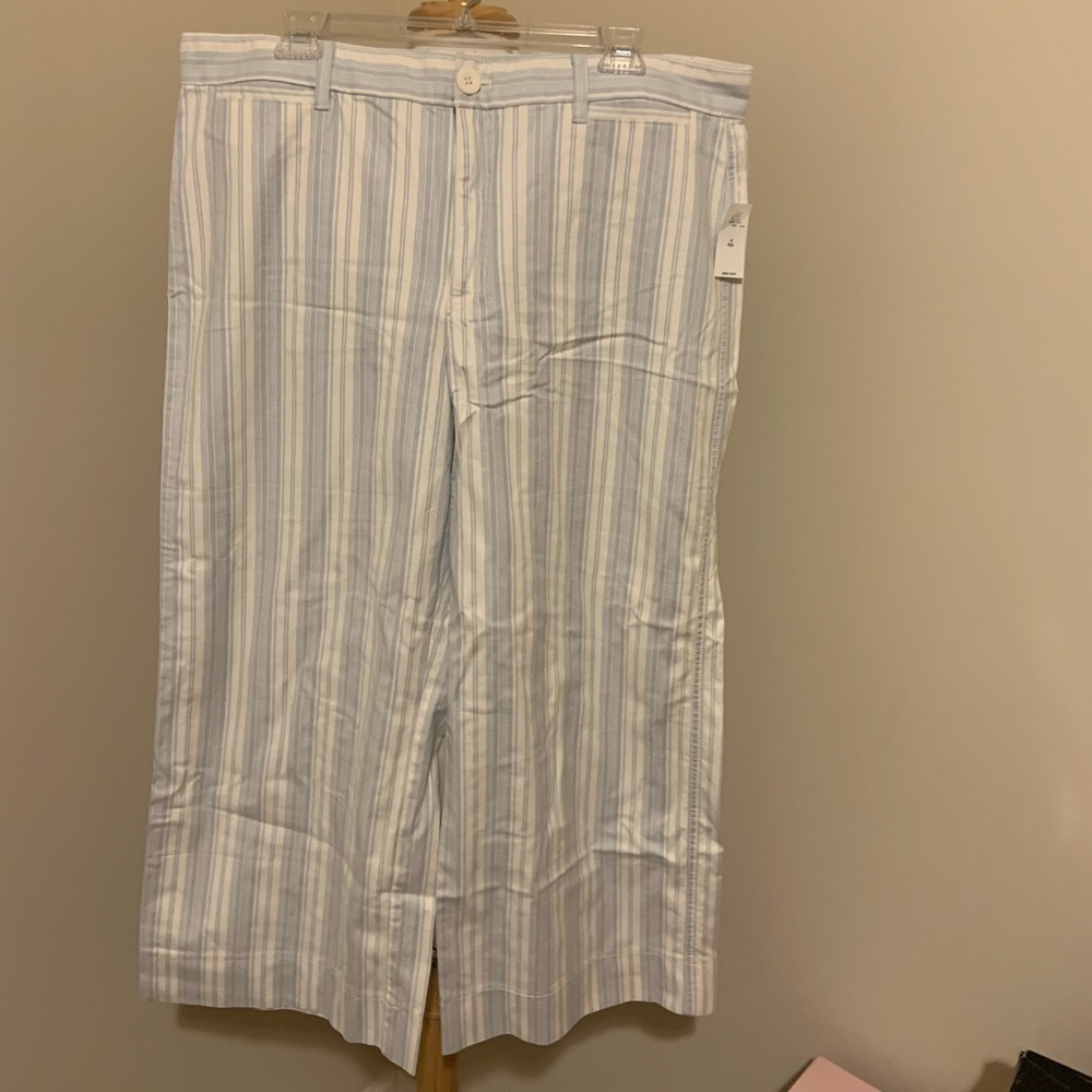 New GAP blue stripe wide leg crops
